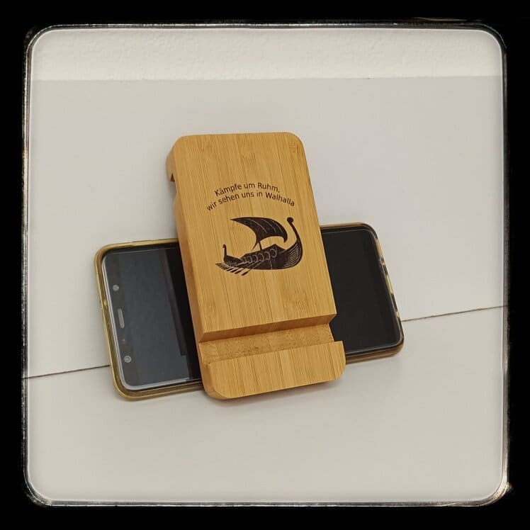 Handy- und Tablethalter aus Bambus – Bild 3