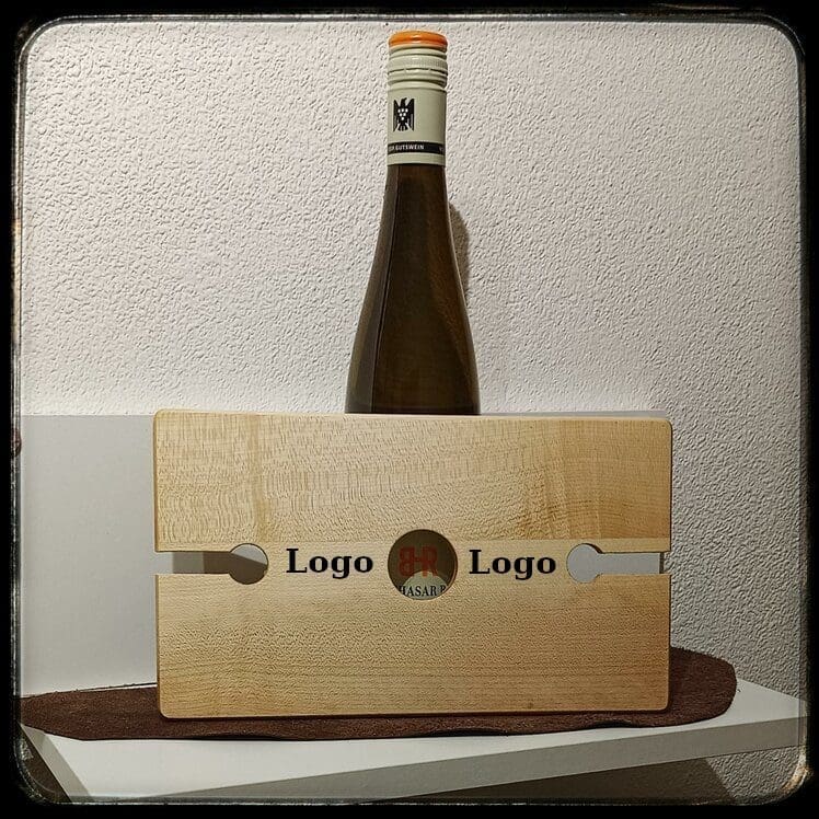 Weinglashalter mit Wunschgravur